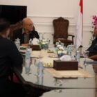 Wali Nanggroe Aceh, Tgk. Malik Mahmud Al Haythar, Menerima kunjungan silaturahmi dan audiensi dari Ketua Pengadilan Tinggi Banda Aceh, Nursyam, SH M.Hum.