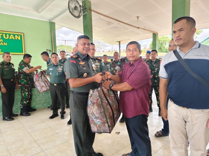 Pangdam IM Salurkan Bantuan untuk Prajurit Terdampak Kebakaran di Langsa. Foto: Pendam IM
