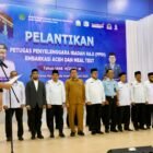 Plt Sekda Aceh, M. Nasir S.IP, MPA, melantik Petugas Penyelenggara Ibadah Haji (PPIH) Embarkasi Aceh Tahun 2025, di Asrama Haji Embarkasi Aceh, Selasa,( 22/4/2025). Foto: Humas Aceh