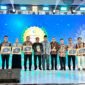 Staf Ahli Gubernur Bidang Perekonomian, Keuangan dan Pembangunan, Restu Andi Surya, SSTP, MPA, Mewakili Wakil Gubernur Aceh Menghadiri Acara Penerimaan Penghargaan Anugerah Adinata Syariah 2025 dan Indonesia Sharia Forum (ISF) 2025 yang di Selenggarakan Oleh Komite Nasional Ekonomi Keuangan Syariah (KNEKS) dan Republika.
Di Le Meridien Jakarta
26 Mei 2025. Foto : Dok. Biro adpim Setda Aceh