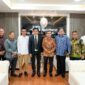 Wakil Gubernur Aceh, Fadhlullah didampingi Juru Bicara Pemerintah Aceh, Teuku Kamaruzzaman, dan sejumlah Anggota DPR Aceh, saat bertemu Menteri Hukum  Supratman Andi Agtas, di Kementerian Hukum, Jakarta, Rabu, 28 Mei 2025.(Foto:Dok.Biro Adpim Setda Aceh)