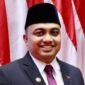 Kepala Biro Administrasi Pimpinan Sekretariat Daerah Aceh, Akkar Arafat, mengimbau kepada seluruh masyarakat Aceh untuk berhati-hati terhadap akun Facebook yang mengatasnamakan Gubernur Aceh Muzakir Manaf, Jumat (23/05/2025).
