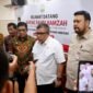 Wakil Menteri Perumahan dan Kawasan Permukiman RI. Fahri Hamzah, menggelar rapat denhan Asisten Administrasi Umum Sekda Aceh, Drs. Muhammad Diwarsyah, M.Si, terkait isu data Backlog penghunian, evaluasi suplai perumahan MBR tahun 2025  oleh pengembangan, serta evaluasi perkembangan program FLPP dan BSPS di Wilayah Aceh, di Ruang Potda 1 Setda Aceh, Kamis, 19/6/2025. Foto : Dok. Biro Adpim Setda Aceh