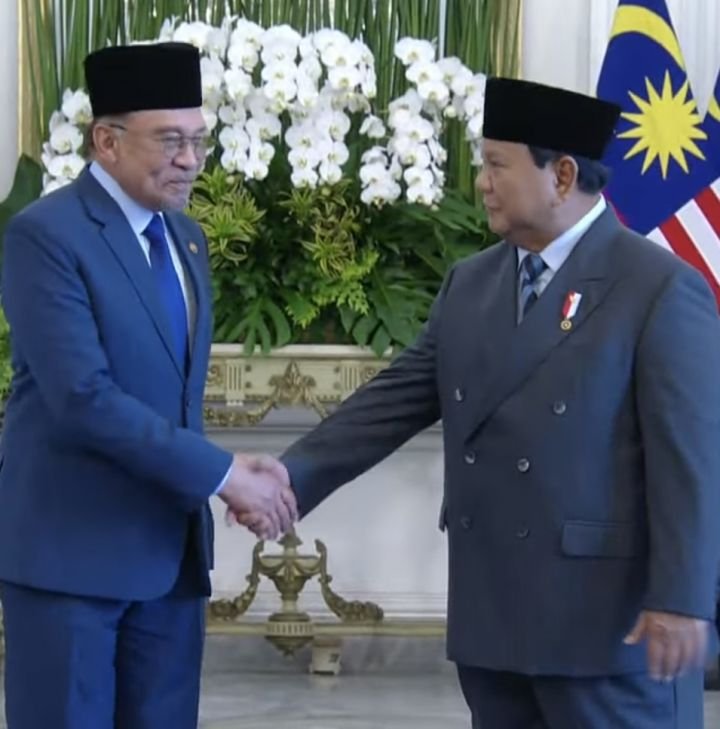 PM Anwar Ibrahim dan Presiden Prabowo Subianto. 
