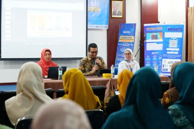 Kepala Dinas Pendidikan Aceh, Marthunis, ST., D.E.A, hadir sebagai narasumber dalam kegiatan Orientasi Pengasuhan 1000 Hari Pertama Kehidupan (HPK) yang diselenggarakan oleh BKKBN Provinsi Aceh pada Senin, 26 Mei 2025