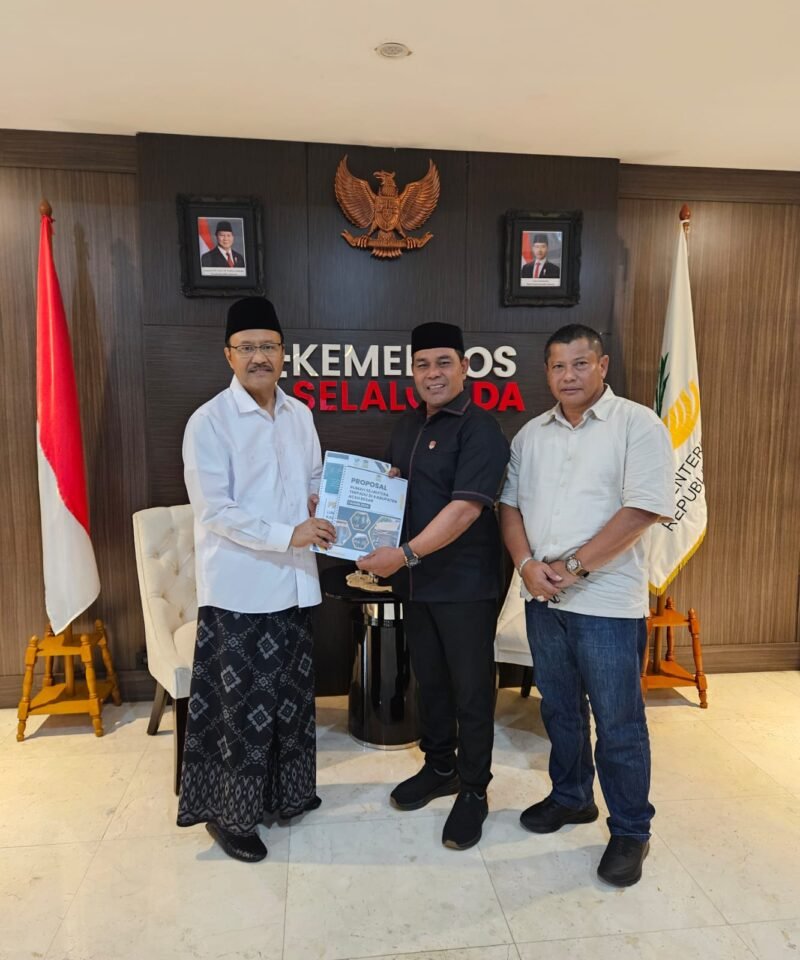 Bupati Aceh Besar, Muharram Idris, menemui Menteri Sosial RI, Saifullah Yusuf (Gus Ipul), di Ruang Kerja Menteri Sosial Republik Indonesia (Mensos RI) Jakarta Pusat, Jumat (4/7/2025).FOTO/DOK PEMKAB ACEH BESAR