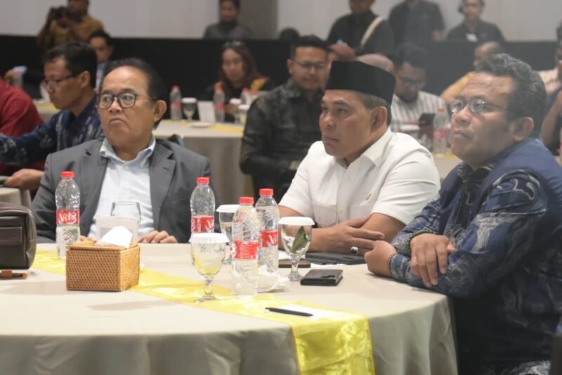 Bupati Aceh Besar H. Muharram Idris dan Wali Kota Sabang Zulkifli Adam menghadiri kegiatan CDD SIM di The Pade Hotel, Kecamatan Darul Imarah, Aceh Besar, Rabu (10/9/2025). FOTO/MC ACEH BESAR