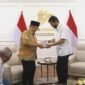 Keterangan Foto: Gubernur Aceh Muzakir Manaf melakukan pertemuan dengan Menteri PPN/Kepala Bappenas Prof. Dr. Ir. Rachmat Pambudy, M.S., di Kementerian Bappenas, Jakarta, Jumat, 12 September 2025. Foto: Dok. Biro Adpim Setda Aceh