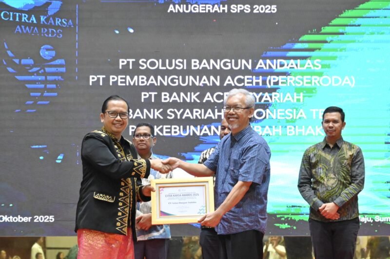  PT Solusi Bangun Andalas juga meraih Citra Karsa Award 2025 dari SPS Indonesia sebagai bentuk apresiasi untuk korporasi dengan inisiatif yang mendukung kemajuan ekosistem media massa - khususnya media lokal. Penghargaan diserahkan oleh H. Syamsudin H Sutarto, Wakil Ketua Umum Bidang Organisasi & Hukum SPS Indonesia dan diterima oleh General Manager PT Solusi Bangun Andalas, R. Adi Santosa di Aceh pada 20 Oktober 2025.