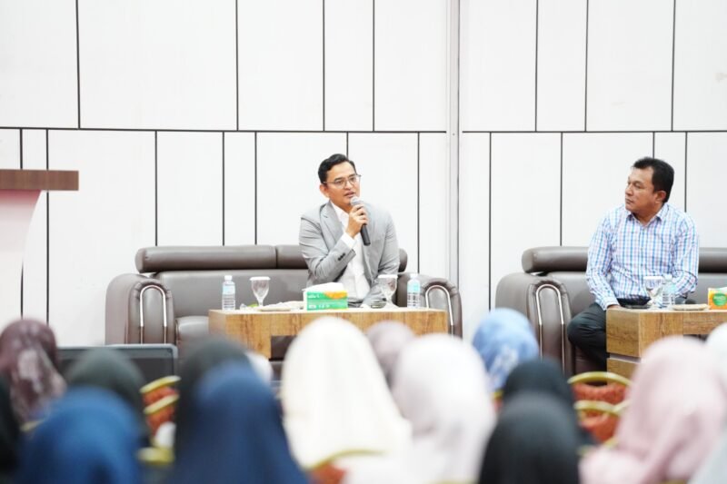 Kepala Dinas Pendidikan Aceh, Murtalamuddin, S.Pd., M.SP . Foto : Dok. Humas Disdik Aceh
