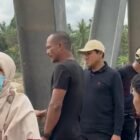 Wakil Gubernur Aceh, Fadhlullah, SE meninjau langsung progres pembangunan jembatan Baileyyang menghubungkan Desa Awe Geutah Paya dengan Desa Teupin Reudeup Kab. Bireuen, Selasa, 16 Desember 2025 (Foto:Dok.Biro Adpim Setda Aceh)