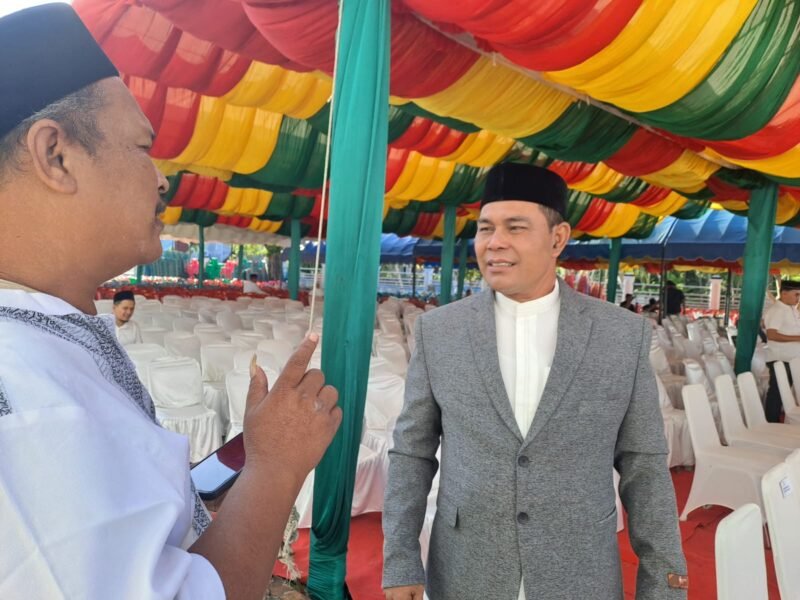Bupati Aceh Besar, H. Muharram Idris (Syech Muharram) di kediamannya, Komplek BTN Ajuen, Peukan Bada, Aceh Besar, Kamis, (25/12/2025).FOTO/MC ACEH BESAR