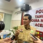 Sekretaris Daerah Aceh, M. Nasir, bersama tim teknis saat meninjau kesiapan lahan di Desa Meunasah Bujok, Kecamatan Baktiya, Aceh Utara, Rabu (31/12/2025).