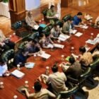 Presiden Prabowo Subianto saat memimpin rapat terbatas yang dihadiri sejumlah anggota Kabinet Merah Putih, di kediamannya, Hambalang, Kabupaten Bogor, Jawa Barat, Minggu (14/12/2025)