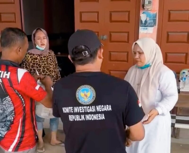 Keterangan foto:
Aksi kemanusiaan KIN Da Aceh dan KIKAV 11/WCS menjangkau warga terdampak banjir di wilayah Bener Meriah, Kamis (1/1/2026). Foto: Dokumen KIN Da Aceh