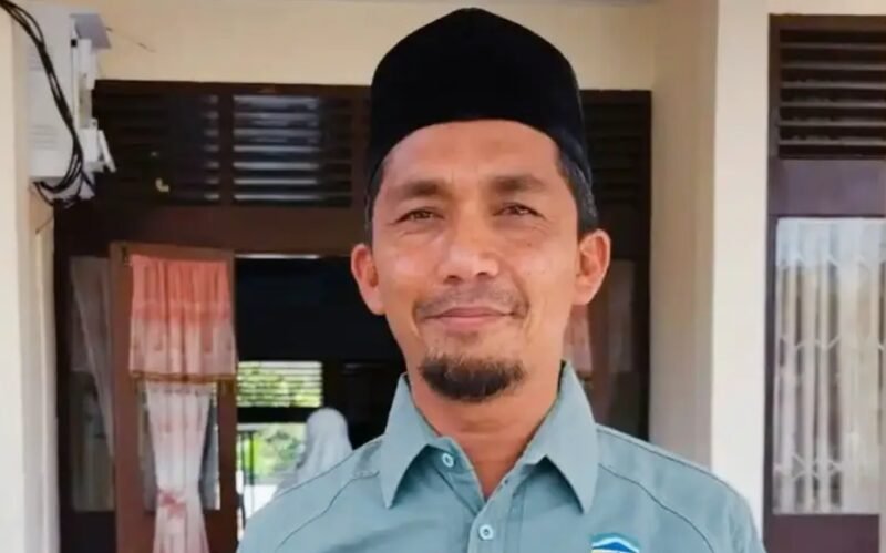 Kepala DPMG Aceh Besar, Carbaini, S.Ag, menegaskan pengangkatan aparatur gampong harus mengacu pada UU Desa dan Qanun Aceh Besar guna mencegah polemik dan konflik di tengah masyarakat. 📸 MC Aceh Besar(18/01/2026).