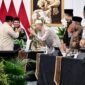 Presiden Prabowo Subianto bersilaturahmi dengan pimpinan ormas Islam, tokoh agama, dan pimpinan pesantren di Istana Merdeka, Jakarta, Selasa (3/2/2026)