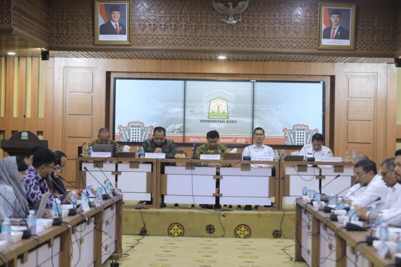 Sekda Aceh, M. Nasir, S.IP, MPA menghadiri serta membaca sambutan Gubernur Aceh pada acara Konsultasi Publik Rencana Induk Percepatan Rehabilitasi & Rekontruksi Pasca Bencana Prov. Aceh, Rabu, 4 Februari 2016