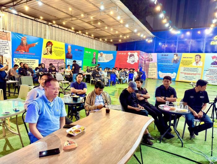 Forum Group Discussion (FGD) Aktivis ’98 Sulawesi Selatan di Makassar, Kamis (5/2/2026), menegaskan kedudukan Polri di bawah Presiden merupakan amanat konstitusi UUD 1945, bukan sekadar kebijakan politik.