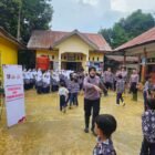 Mahasiswa STIK Lemdiklat Polri Angkatan 83/WPS bersama jajaran Polres Pidie Jaya memberikan pendampingan psikososial kepada siswa SD Negeri 4 Meureudu, Kamis (12/2/2026), guna membantu pemulihan trauma pascabanjir.