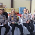 Irwasda Polda Aceh Kombes Pol. Djoko Susilo bersama para Pejabat Utama mengikuti secara virtual peresmian SPPG dan Gudang Ketahanan Pangan Polri oleh Presiden RI Prabowo Subianto di SPN Polda Aceh, Jumat (13/2/2026).
