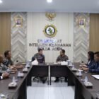 Dirintelkam Polda Aceh Kombes Pol. Said Anna Fauza menerima kunjungan delegasi UNDSS yang dipimpin Allan Mendoza di Mapolda Aceh, membahas penguatan koordinasi keamanan dan penanganan pengungsi di wilayah Aceh, Jumat (13/2/2026).