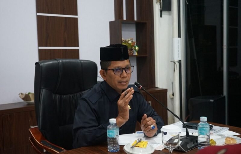 Sekretaris Komisi II DPRK Banda Aceh, Muhammad Arifin SE, meminta PLN Aceh menghentikan pemadaman listrik selama bulan suci Ramadhan demi kenyamanan masyarakat dalam beribadah.(2/2/2026).