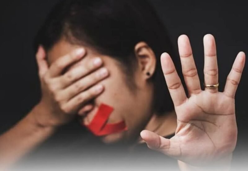 Ilustrasi pelecehan seksual. Seorang oknum ASN Pemerintah Aceh dilaporkan ke Polda Aceh atas dugaan pelecehan terhadap mahasiswi asal Nagan Raya. Kasus ini kini dalam penanganan kepolisian.(2/2/2026).