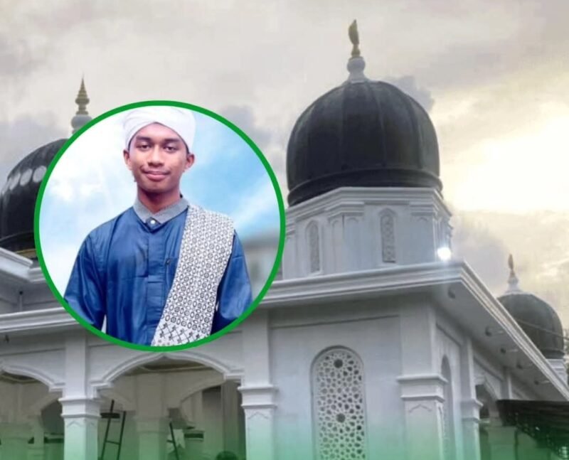 Jamaah Masjid Al-Falah Gampong Ujong Kareung, Kecamatan Sukajaya, Kota Sabang, mengikuti rangkaian peringatan Malam Nisfu Syaban sekaligus penyambutan Bulan Suci Ramadhan 1447 Hijriah, Senin malam (2/2/2026).