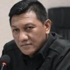 Pemadaman listrik berkepanjangan di Banda Aceh membuat aktivitas ekonomi dan layanan publik terganggu. DPRK Banda Aceh mendesak PLN memberikan kompensasi dan memprioritaskan pemulihan listrik di ibu kota provinsi.(13/12/2025).