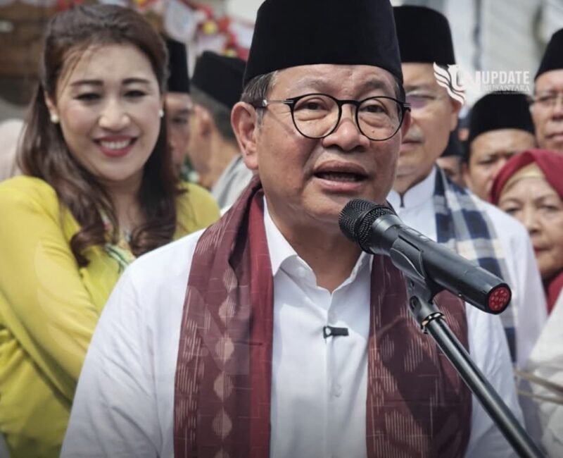 Gubernur DKI Jakarta, Pramono Anung, menyampaikan larangan sweeping rumah makan oleh ormas selama Ramadan 2026 usai menghadiri agenda di Jakarta Pusat, Sabtu (14/2/2026).