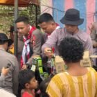 Mahasiswa STIK Lemdiklat Polri Angkatan ke-83 menggelar kegiatan trauma healing bagi anak-anak dan warga terdampak banjir di Desa Buket Linteung, Kecamatan Langkahan, Aceh Utara, Selasa (17/2/2026).