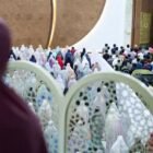 Ribuan jamaah bersama Kepala Otorita IKN Basuki Hadimuljono melaksanakan salat tarawih perdana 1 Ramadan 1447 H di Masjid Negara IKN, menandai tumbuhnya kehidupan spiritual di kawasan ibu kota baru.(18/2/2026)