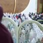 Ribuan jamaah bersama Kepala Otorita IKN Basuki Hadimuljono melaksanakan salat tarawih perdana 1 Ramadan 1447 H di Masjid Negara IKN, menandai tumbuhnya kehidupan spiritual di kawasan ibu kota baru.(18/2/2026)
