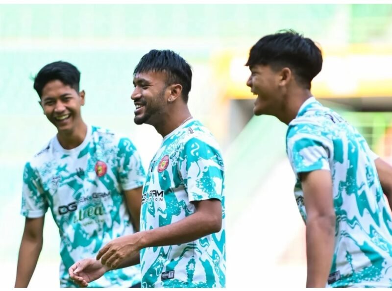 Skuad Persiraja Banda Aceh mengikuti konferensi pers jelang laga tandang menghadapi FC Bekasi City pada lanjutan Pegadaian Championship 2025/2026.(**)