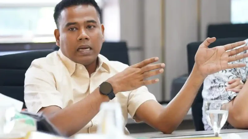 Munawar Ngohwan (DPRA PKB) minta Pertamina jamin stok BBM aman selama mudik Idul Fitri, agar perjalanan lancar dan tidak ada antrean di SPBU, Senin 16/03/2026.