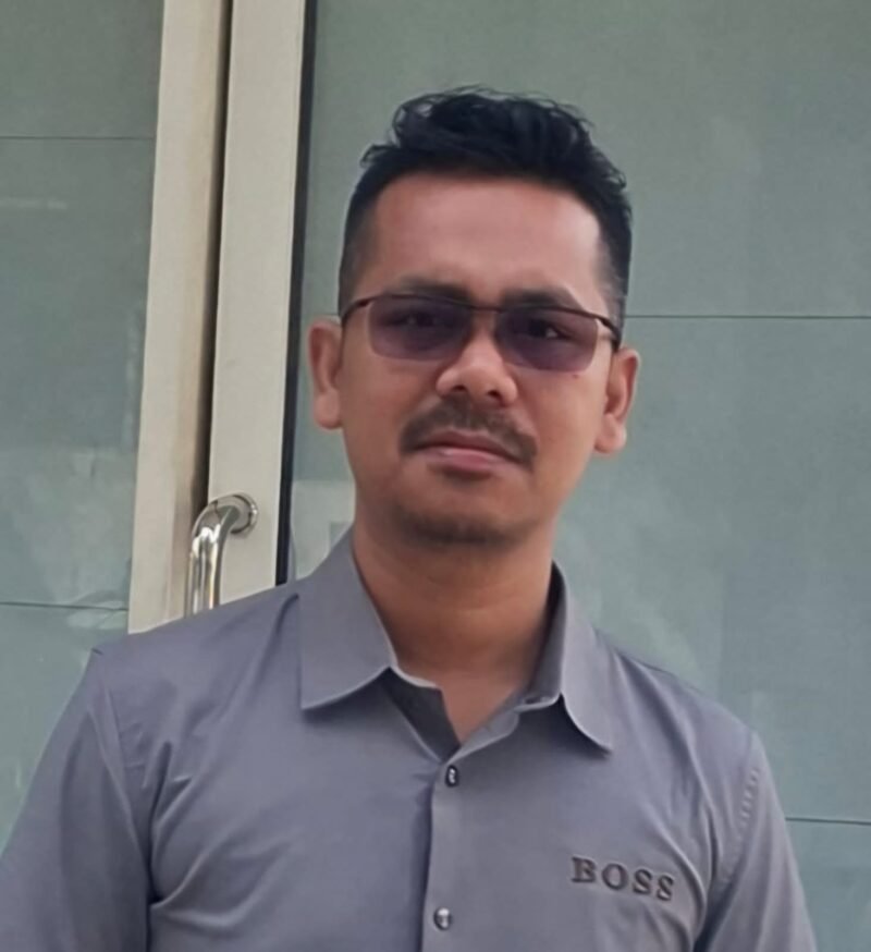 Ketua SAPA, Fauzan Adami, menyampaikan sikap terkait temuan 18 paket proyek jalan bermasalah di lingkungan Dinas Perkim Aceh dengan total kelebihan pembayaran Rp883 juta.(4/3/2026).