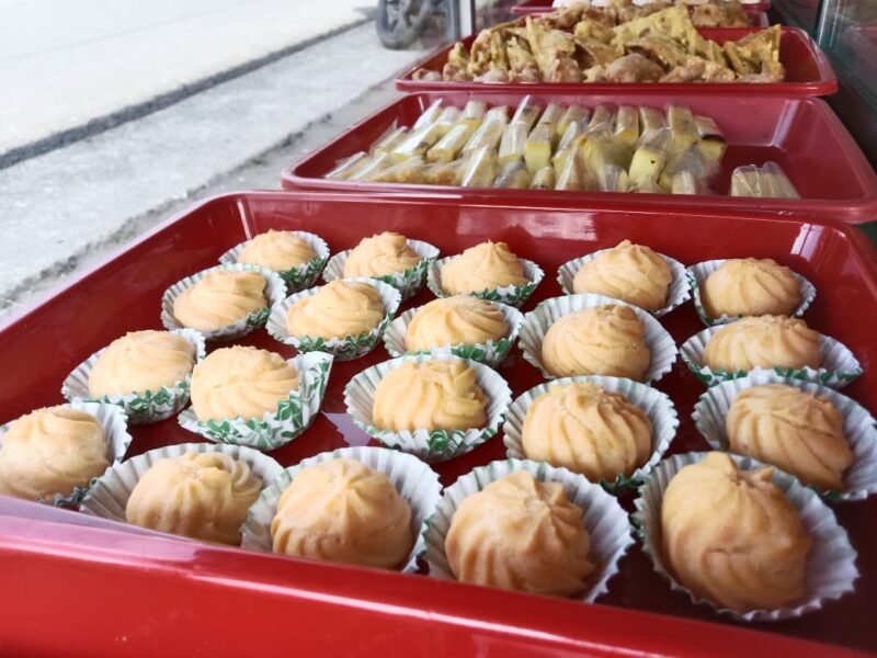 Aneka Takjil Produk UMKM Masyarakat Lubok, Ingin Jaya, Jum'at (6/3/2026).FOTO/ MC ACEH BESAR