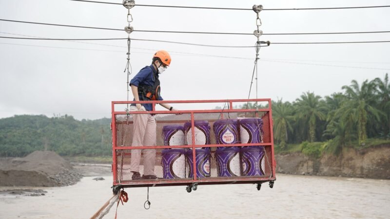 PT Mowilex Indonesia bekerja sama dengan Yayasan Dompet Dhuafa menyalurkan 1.000 paket bantuan kemanusiaan berupa Mowilex Kit berisi kebutuhan pangan dan perlengkapan kebersihan bagi masyarakat terdampak banjir dan longsor di wilayah Bireuen, Langsa, dan Aceh Tamiang, Aceh. Bantuan tersebut diharapkan dapat membantu memenuhi kebutuhan dasar warga selama masa pemulihan pascabencana.(6/3/2026)