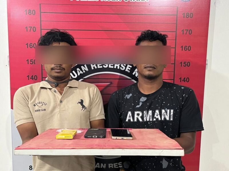 Petugas Satres Narkoba Polres Aceh Utara mengamankan dua tersangka pengedar sabu di Lhoksukon dan Tanah Luas, Kabupaten Aceh Utara, dengan barang bukti sabu seberat 17,06 gram.(9/3/2026).