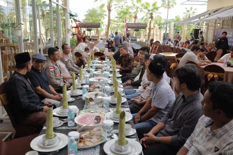 Kapolda Aceh Bukber dengan Awak Media, Perkuat Sinergi Jaga Kamtibmas