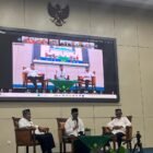Keluarga besar Pengadilan Tinggi Banda Aceh mengikuti kegiatan khatam Alquran, tausyiah, dan buka puasa bersama Ramadhan 1447 H di Banda Aceh, Senin (9/3/2026). Acara tersebut diikuti para Hakim Tinggi, Hakim Ad Hoc, panitera, jajaran kesekretariatan serta keluarga dalam suasana penuh kebersamaan.