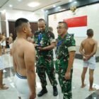 Pangdam Iskandar Muda, Mayjen TNI Joko Hadi Susilo, S.I.P., memimpin Sidang Pantukhir Tingkat Pusat Penerimaan Calon Tamtama Prajurit Karier (Cata PK) TNI AD Gelombang I TA 2026 di Aula Gedung Malahayati Makodam IM, Banda Aceh, Jumat (13/3/2026).