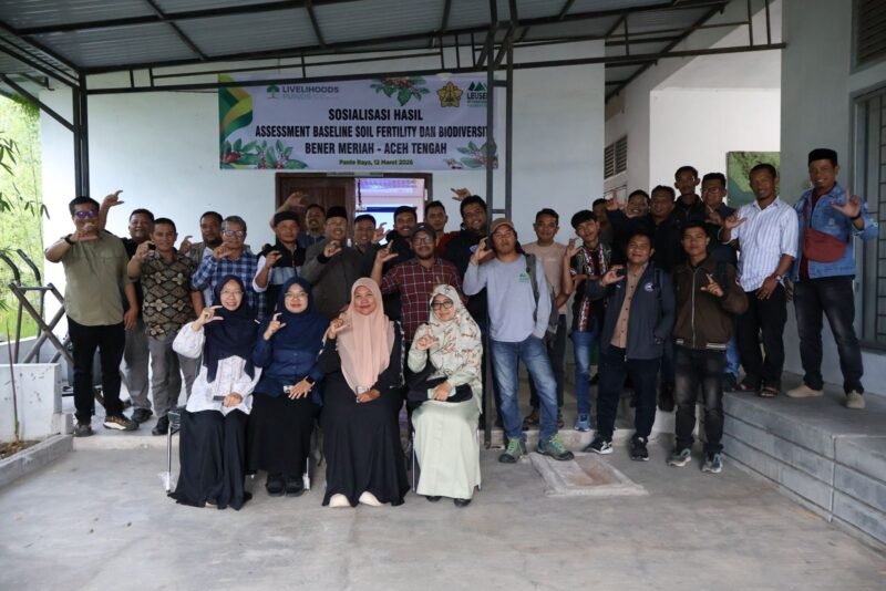 Yayasan Leuser Internasional (YLI) bersama akademisi dan pemangku kepentingan memaparkan hasil studi kesuburan tanah perkebunan kopi Gayo dalam kegiatan sosialisasi di kantor YLI Wih Pesam, Bener Meriah, Kamis (12/3/2026).