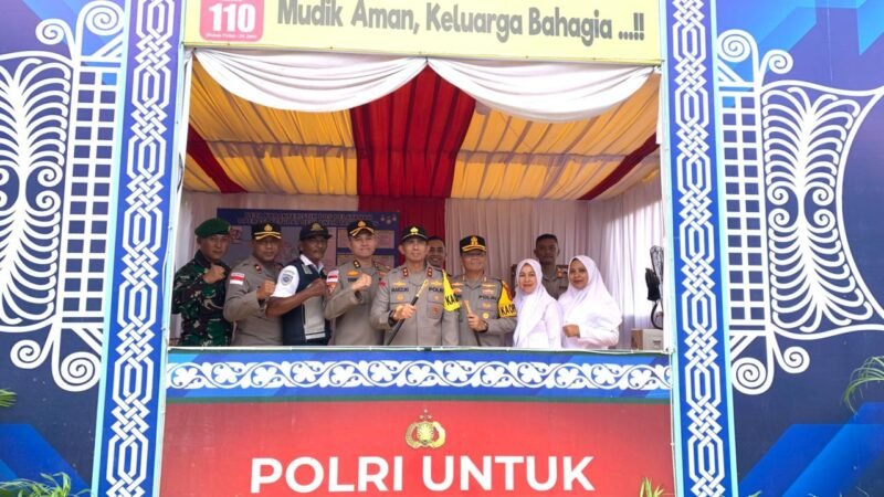 Kapolda Aceh, Irjen Pol. Drs. Marzuki Ali Basyah, M.M., tinjau Pos Pelayanan Operasi Ketupat 2026 di Lhoksukon, Aceh Utara, 16 Maret 2026