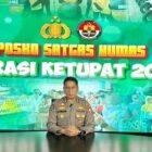 Juru Bicara Polri Ops Ketupat 2026, Kombes Pol. Jansen Avitus Panjaitan, memberikan keterangan pers terkait situasi kamtibmas dan kesiapan rekayasa lalu lintas one way nasional pada hari ke-12 operasi di Jakarta, Selasa (24/3/2026).
