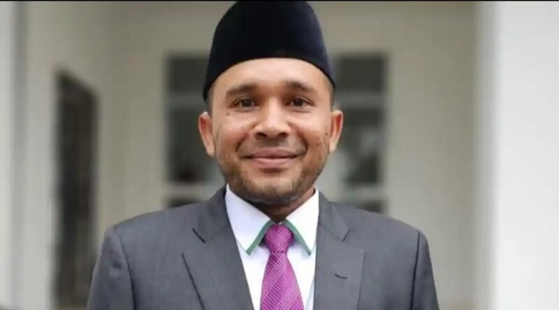 Ahli falak Aceh sekaligus dosen Ilmu Falak Fakultas Syariah UIN Sultanah Nahrasiyah Lhokseumawe, Dr Tgk Ismail S.Sy M.A, menjelaskan kajian astronomi terkait kemungkinan penentuan awal Syawal 1447 H yang diperkirakan jatuh pada 21 Maret 2026 karena posisi hilal pada 19 Maret belum memenuhi kriteria imkan rukyat MABIMS.