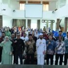 Bupati Aceh Besar H Muharram Idris (Syech Muharram), menyampaikan sambutannya pada rapat kerja bersama MKKS SMP Aceh Besar, di Aula Kantor MPU Aceh, Kecamatan Darul Imarah, Kabupaten Aceh Besar, Sabtu (4/4/2026). FOTO/ MC ACEH BESAR