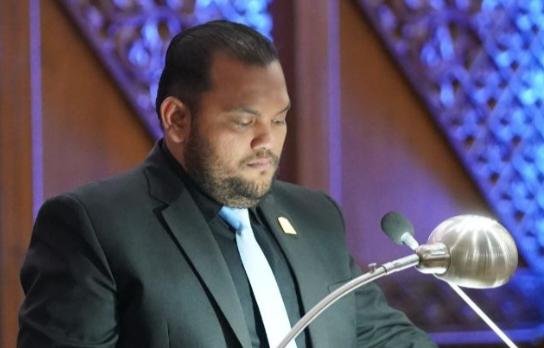 Ketua Badan Legislasi DPRA, Irfansyah, saat memberikan keterangan terkait keberlanjutan program Jaminan Kesehatan Aceh (JKA). Pemerintah Aceh dan DPRA berkomitmen memastikan layanan kesehatan tetap berjalan meski tengah menghadapi tantangan fiskal daerah.