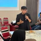 Juru Bicara Pemerintah Aceh, Dr. Nurlis Effendi, saat memberikan keterangan pers di Banda Aceh, Rabu (15/4/2026).